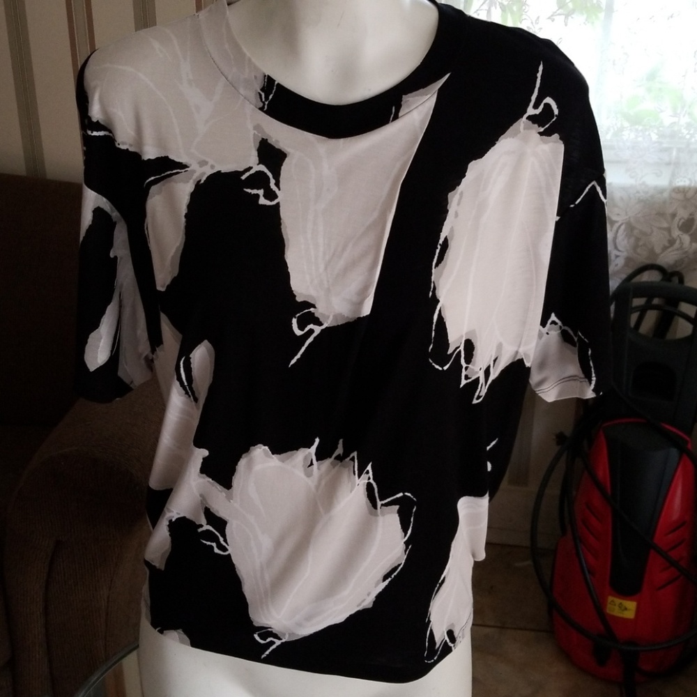 New Gap top
